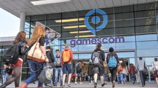 Pressebild Einlass Gamescom 2014