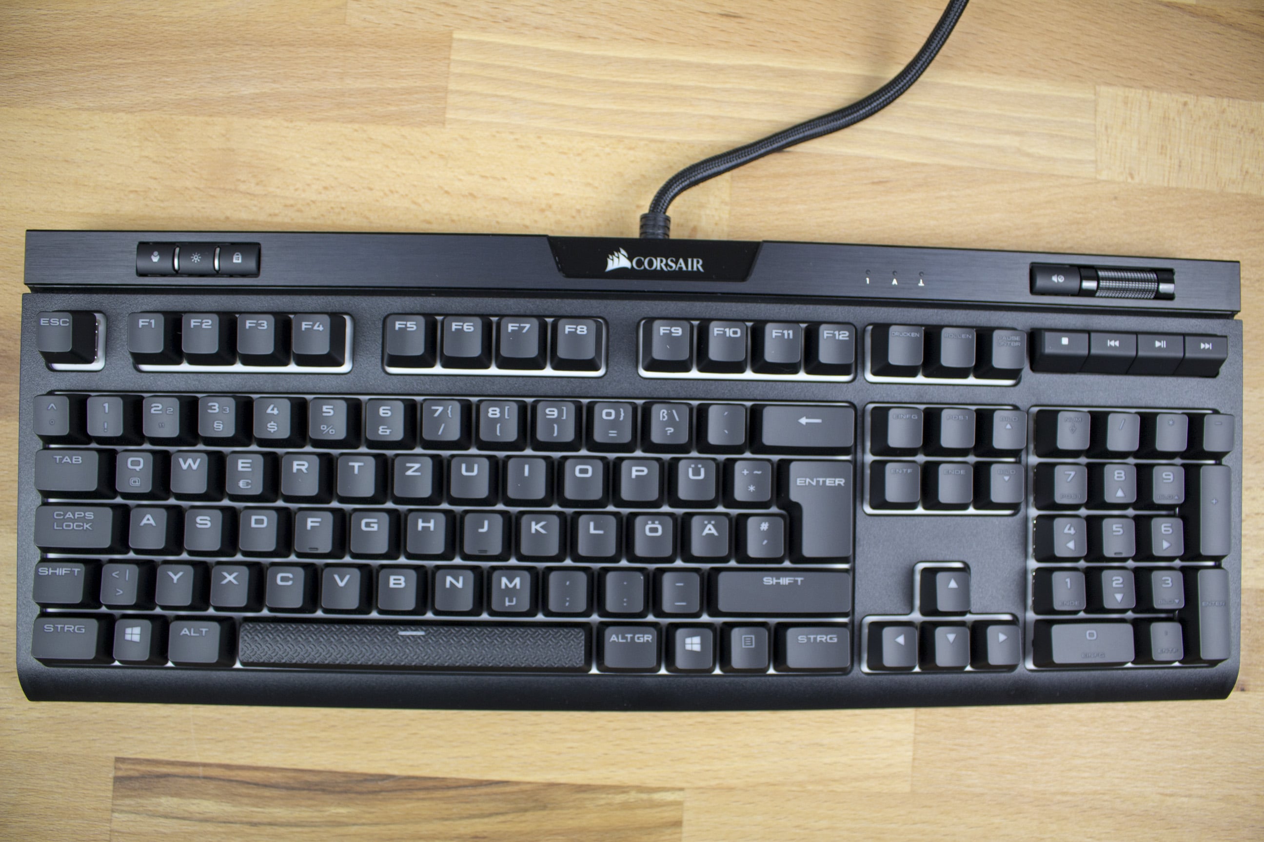Akkumulering internettet leninismen Corsair Strafe RGB MK.2 Gaming Keyboard Review