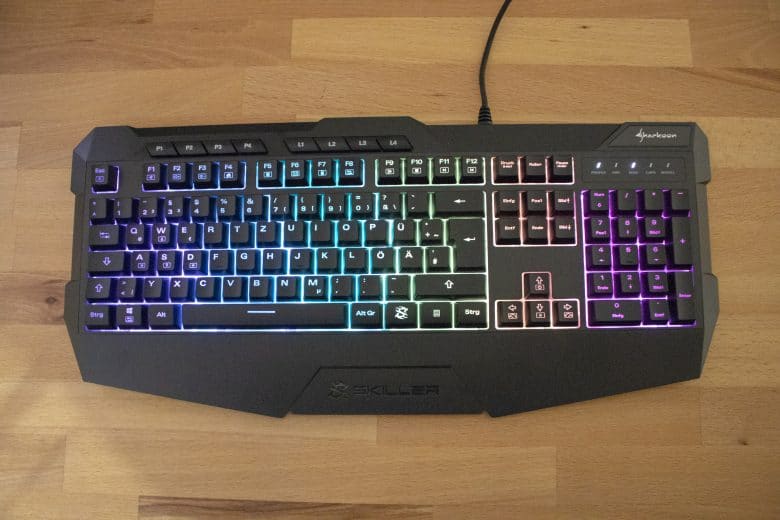 Deutsches Tastaturlayout Sharkoon Skiller SGK4 Gaming Keyboard RGB N-Key-Rollover,