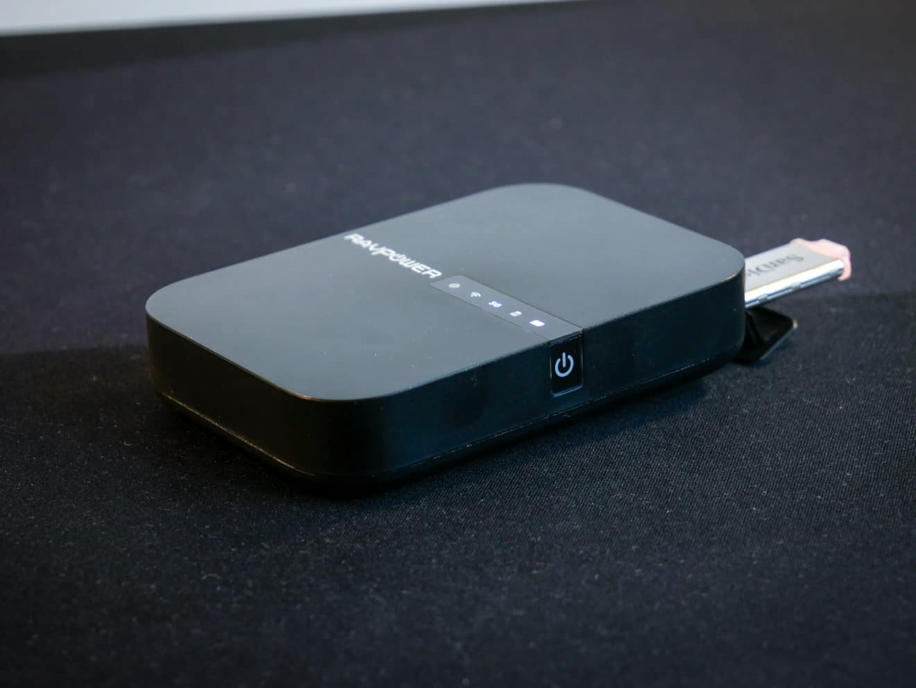 RAVPower FileHub Review: Router and Data Storage on the Move