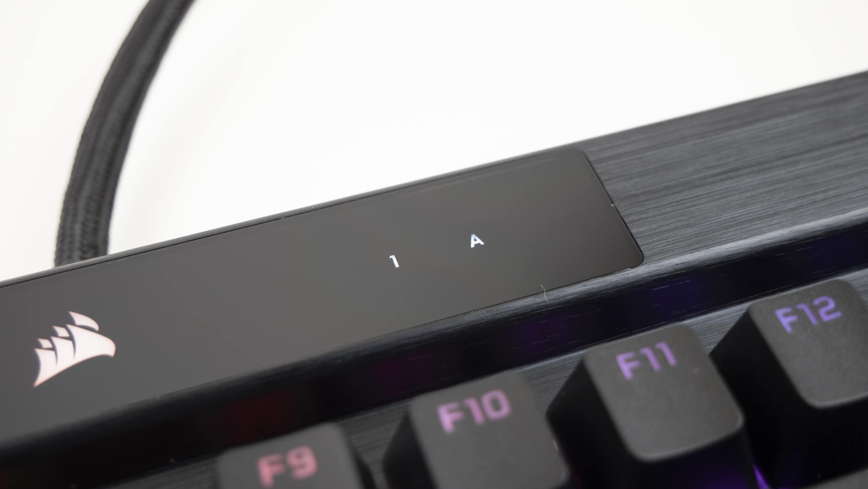 the plus ultra Corsair new keyboards non RGB: The under K100 gaming