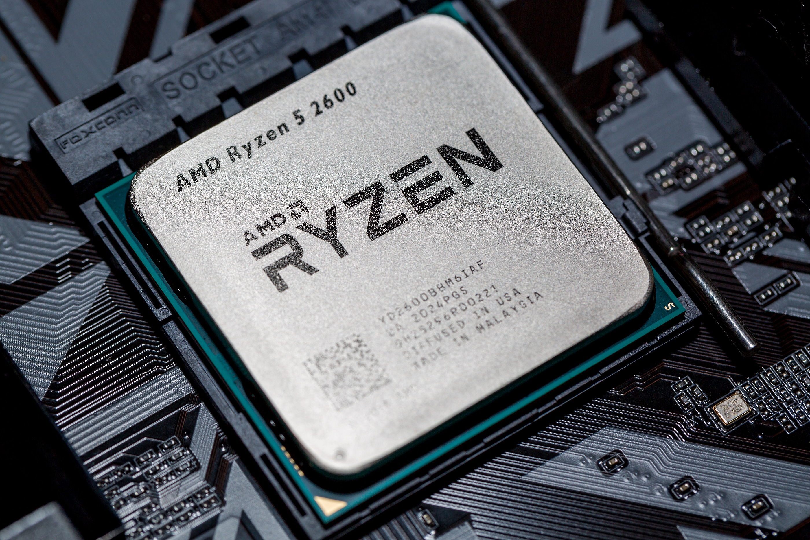Amd fix. АМД процессор 2020. AMD Ryzen 5 2600. AMD 7700x. AMD 11.