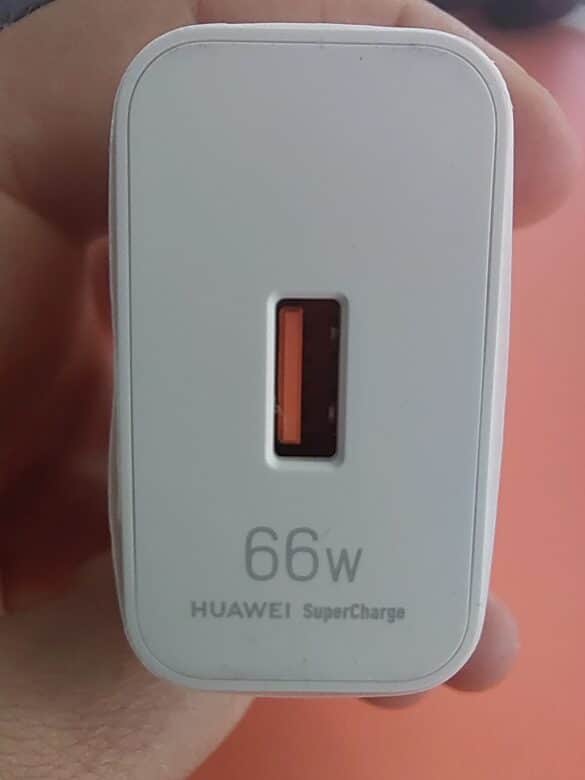 Huawei Nova 9 charger