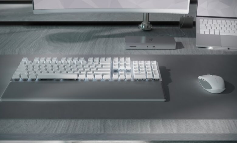 Razer Productivity-Lineup Pro Click Mini-Maus, Pro Type Ultra-Tastatur und Pro Glide XXL-Mauspad