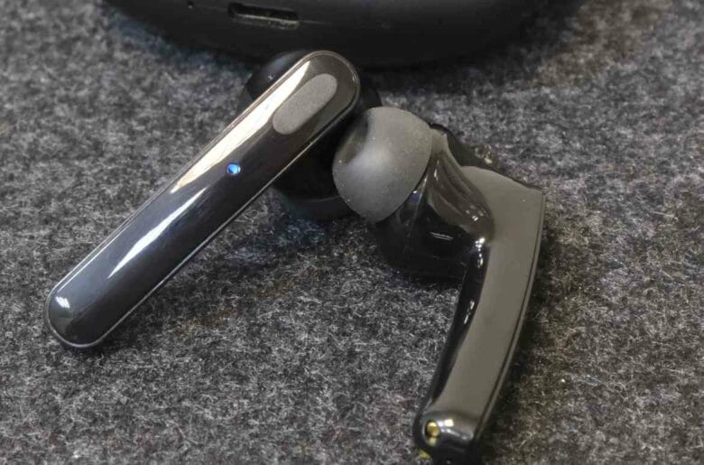 Touch controls of the Mobvoi Earbuds ANC