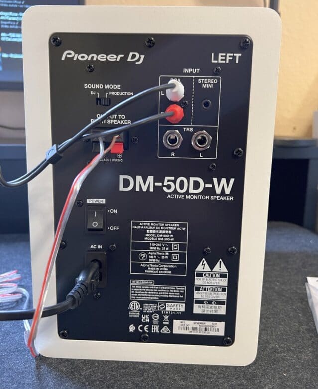 Pioneer DJ DM-50D Praxis