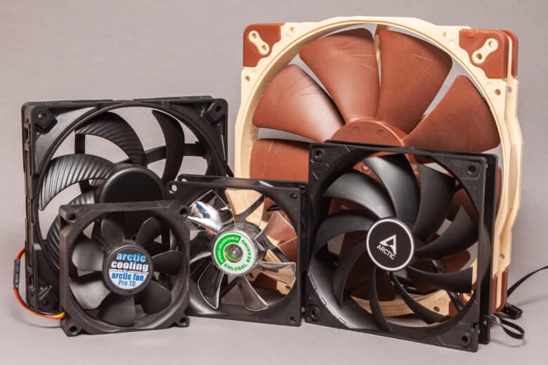 Five fans in different sizes