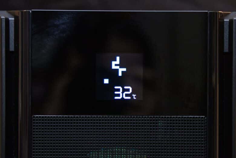 Small display with processor temperature