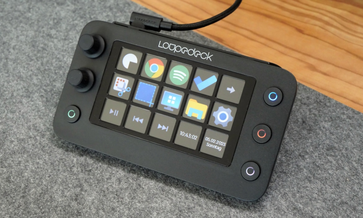 Loupedeck Live S Test - Compact Streaming Controller