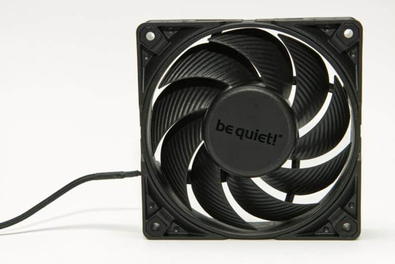 Black bequiet Silent Wings Pro 4 computer fan