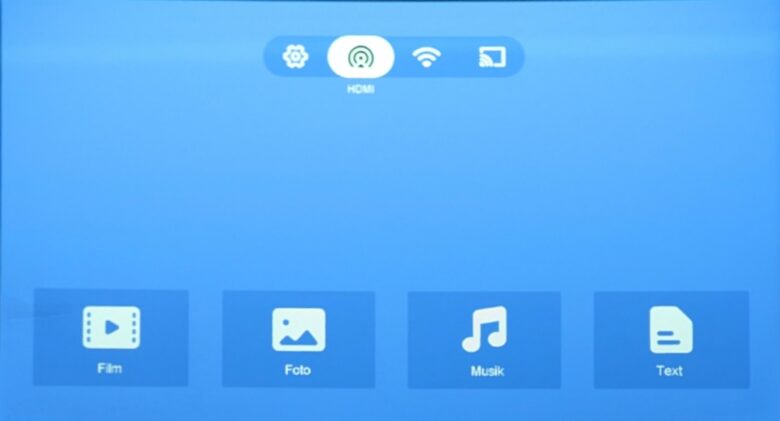 The main menu and operating system of the Formovie P1