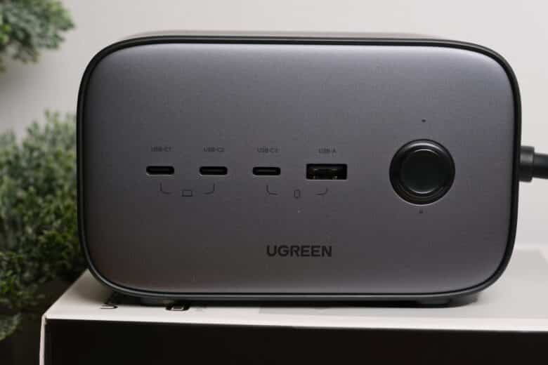 UGREEN DigiNest Pro 100W Connectors