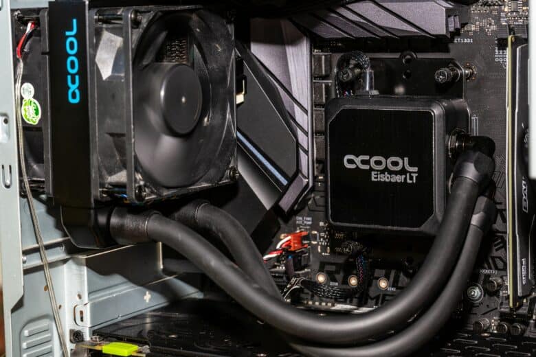Alphacool Eisbaer LT92 with two fans