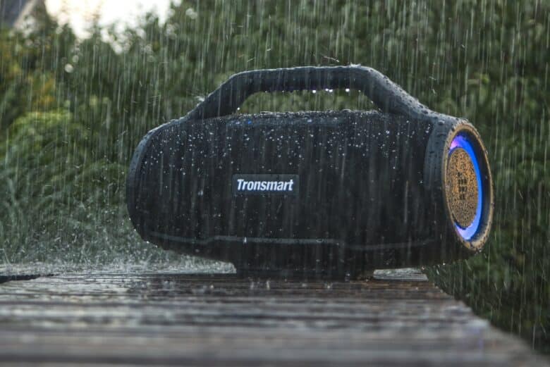 Tronsmart Bang Max in the rain
