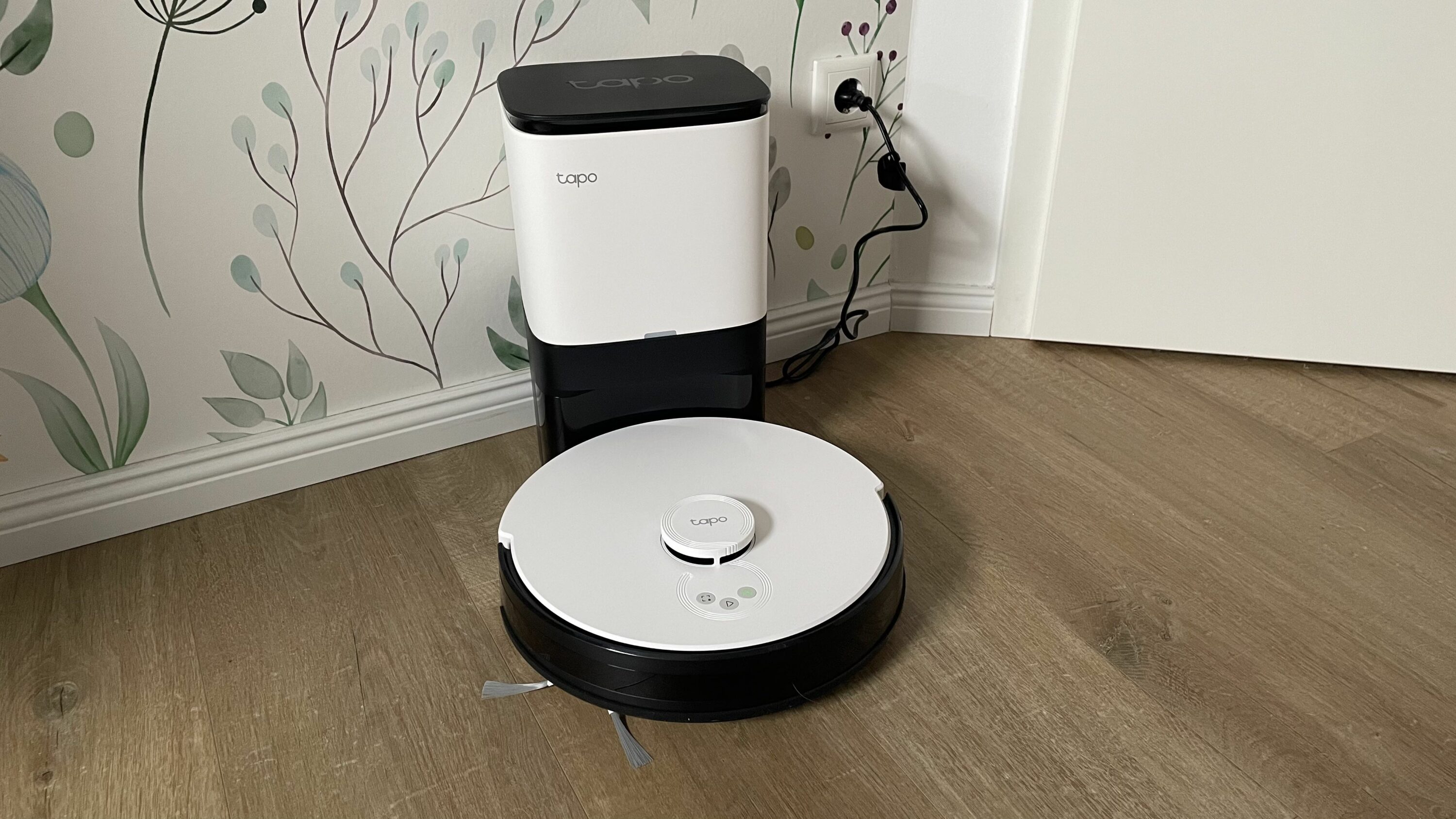 TP-Link Tapo RV10 Plus Review: No Maps, Self-Emptying