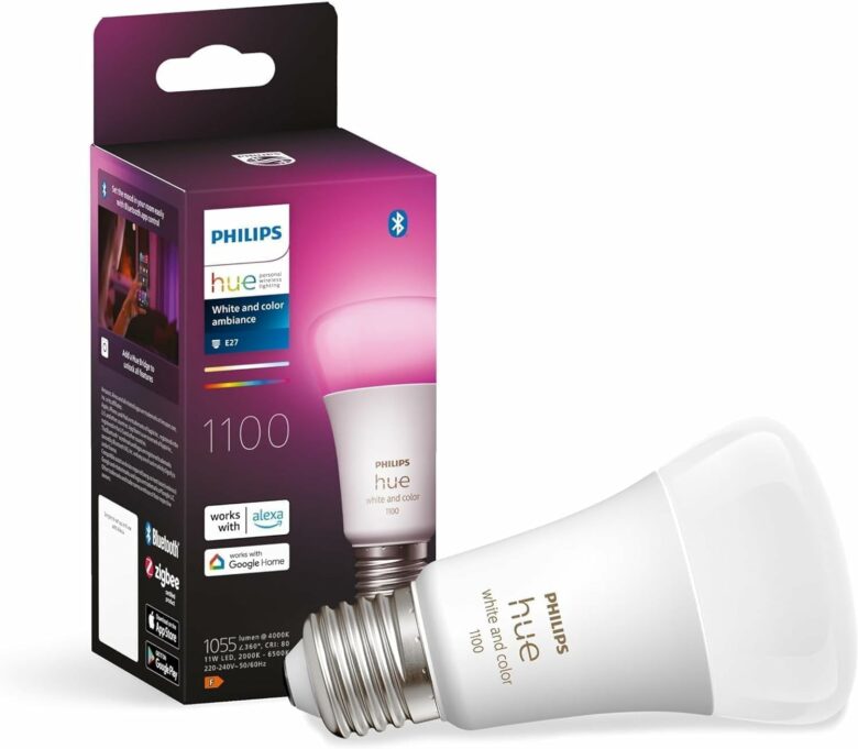 Smarte Beleuchtung zu Ostern verschenken, wie zum Beispiel die Philips Hue White & Color Ambiance E27 LED Lampe (1100 lm).
