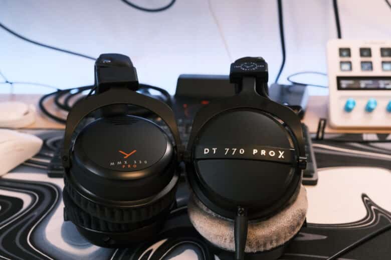 beyerdynamic MMX 330 PRO und DT 770 PRO X